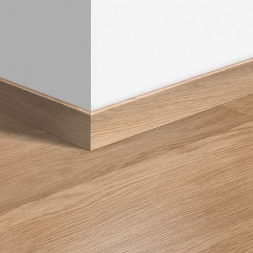 Image du produit QUICK-STEP - Plinthe Standard (QSSK 00915) (LCF 251) Ch&ecirc;ne Verni Blanc - 12 x 58 x 2400 mm
