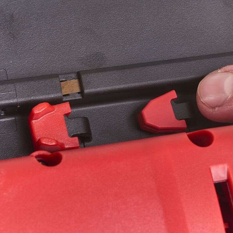 Image du produit Milwaukee M18 FUEL cloueur de finition 18 GA M18 FN18GS-0X
