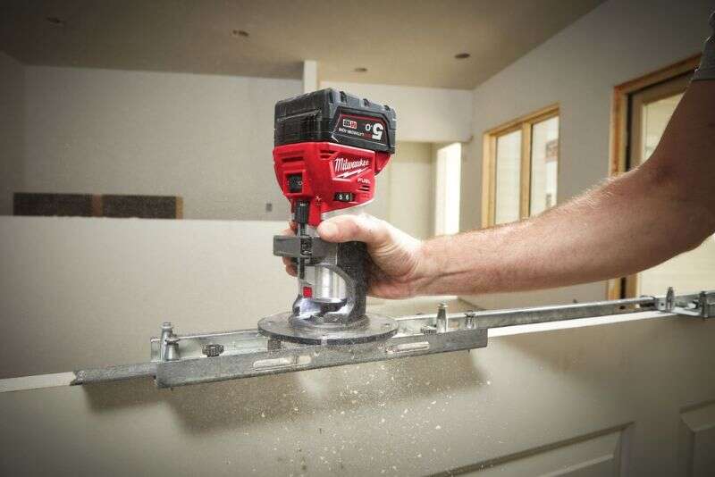 Image du produit Milwaukee M18 FUEL Affleureuse M18 FTR-0X