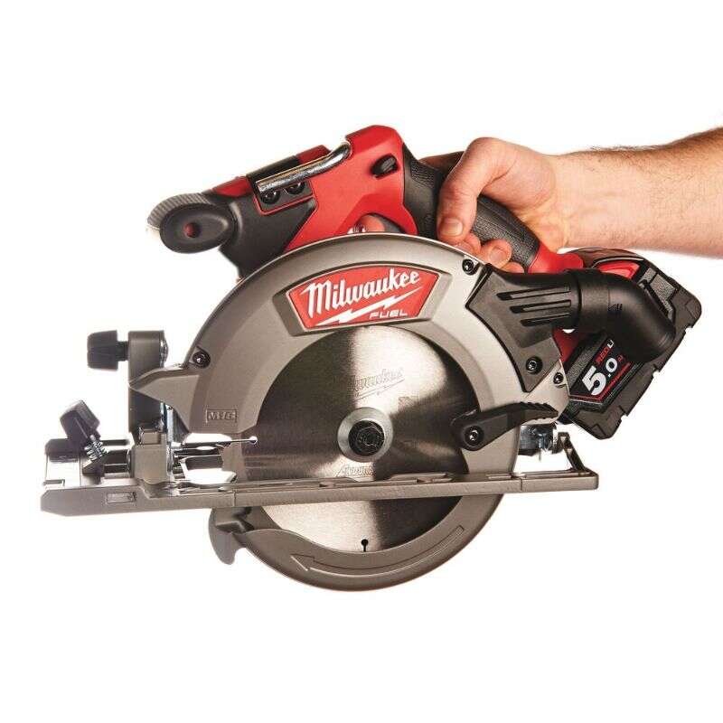 Image du produit Milwaukee M18 FUEL Scie circulaire &oslash; 55&nbsp;mm pour bois et plastique M18 CCS55-502X