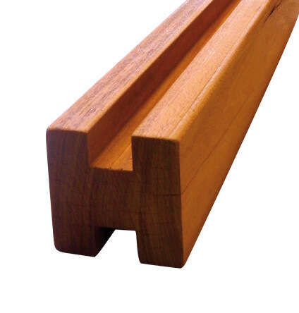 Image du produit Poteau rainur&eacute;-PADOUK-Rainure de 23 mm-Milieu-90 x 90 x 2700mm