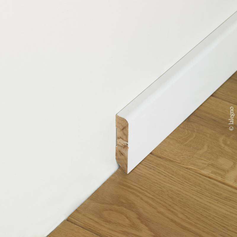 Image du produit LALEGNO - Plinthe massive pr&eacute;-peinte - arrondie - 15 x 68 x 2900 mm