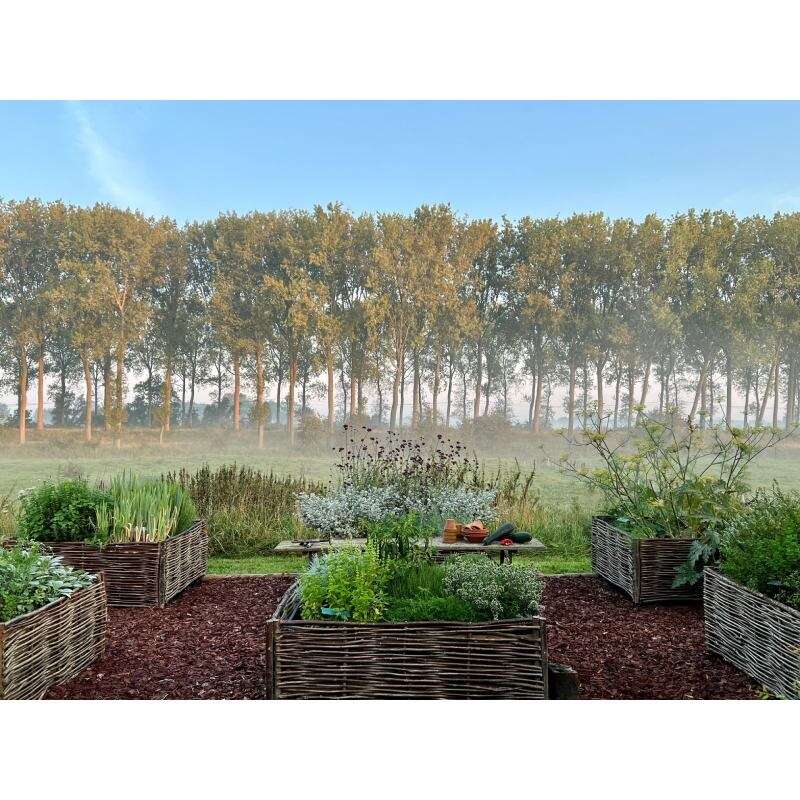 Image du produit Potager carr&eacute; en noisetier tress&eacute;