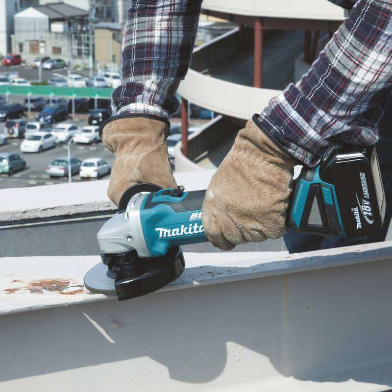 Image du produit MAKITA - Meuleuse d'angle &Oslash; 125 mm en Makpac (18V LXT&reg;) - DGA506T1J