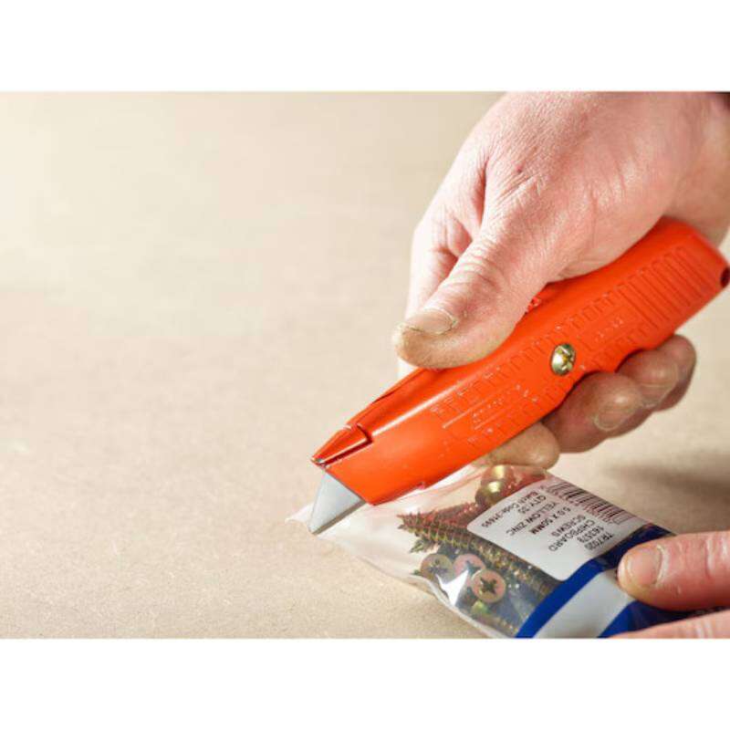Image du produit STANLEY - Lame pour Couteau - Trap&egrave;ze - Bout arrondi // Distributeur (10 pcs)