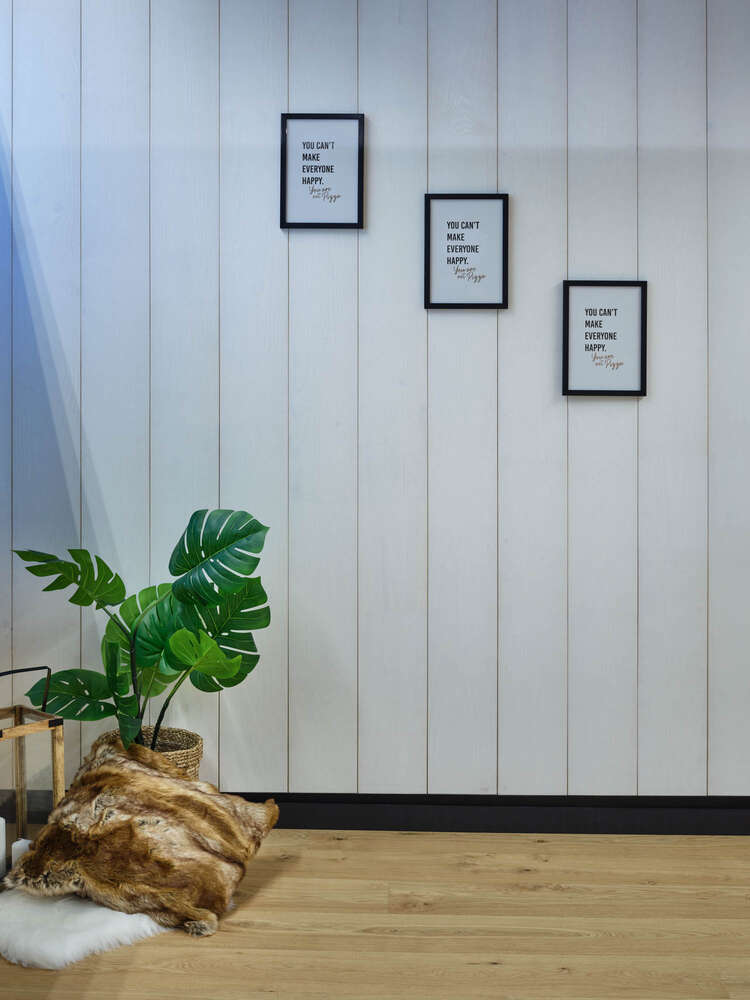Image du produit VERNILAND - Lambris Mural PURE HOME - Pin Maritime - VIRGINIA - Mat - Blanc Albatre - 17 x 195 x 2500 mm (1,463 m&sup2;)