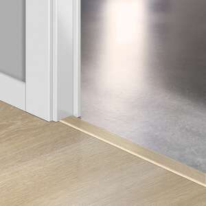 Image produit QUICK-STEP - Profil&eacute; Incizo (QSINCP 03574) (LCV 344) Ch&ecirc;ne Patrimoine Beige - 13 x 48 x 2150 mm